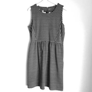 Simply Styled Navy Blue dress